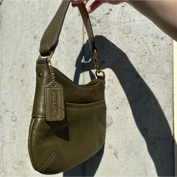 RARE Vintage 2002 Coach Legacy 9604 Milbrook Demi Leather Hobo Bag - Picture 3 of 14